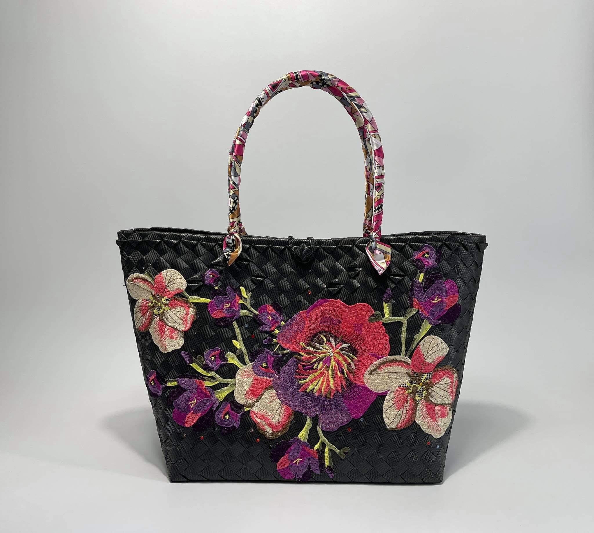Black Floral Bayong Tote Handbag Medium - Kulit Apparel LLC