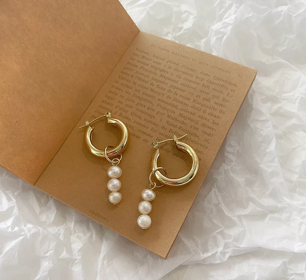 Gold plated fresh water pearl earrings - Kulit Apparel Store
