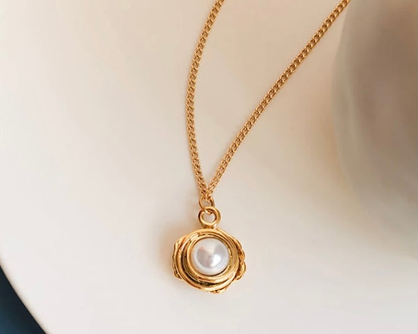 Chunky Pearl Gold Plated Necklace - Kulit Apparel LLC