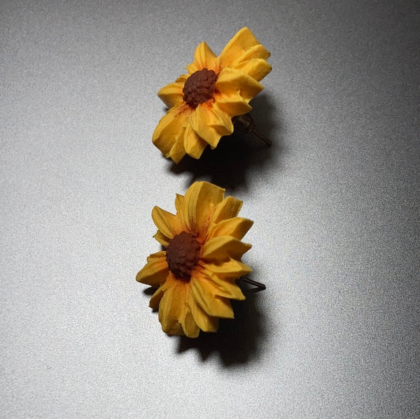 “ Sunflower” Polymer Earrings - Kulit Apparel LLC